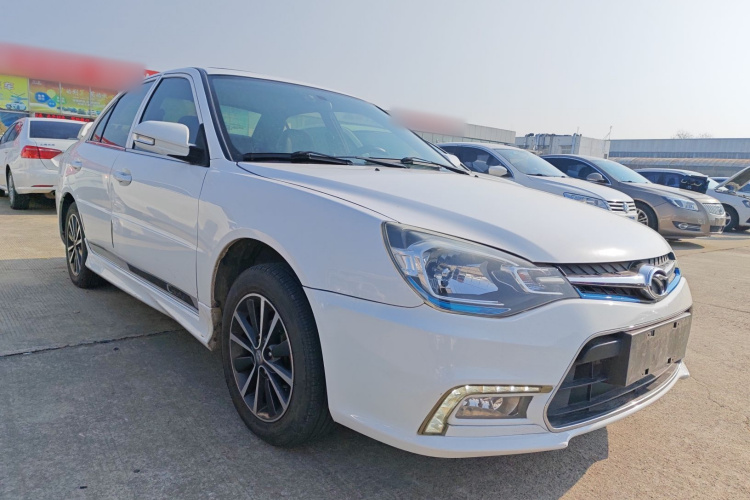 Soueast V3 Lingyue 2015 #4 Soueast V3 Lingyue 2015 car image #4