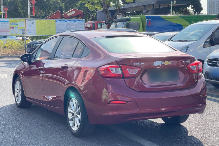 Chevrolet Cruze 2018 car image #4