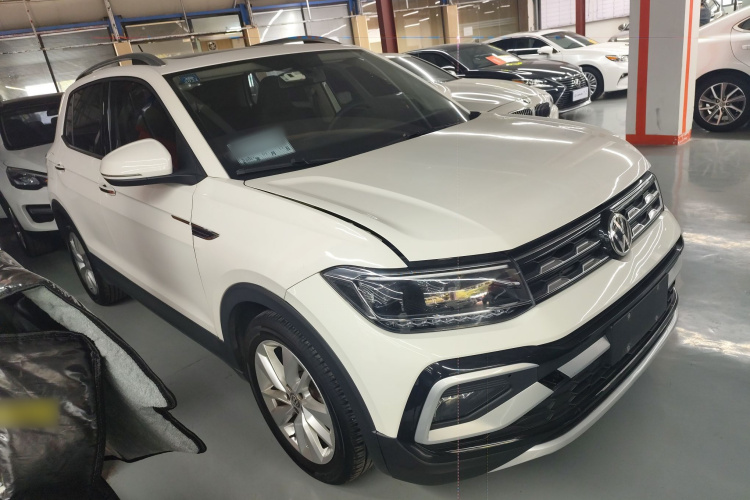 Volkswagen T-Cross 2020 #4 Volkswagen T-Cross 2020 car image #4