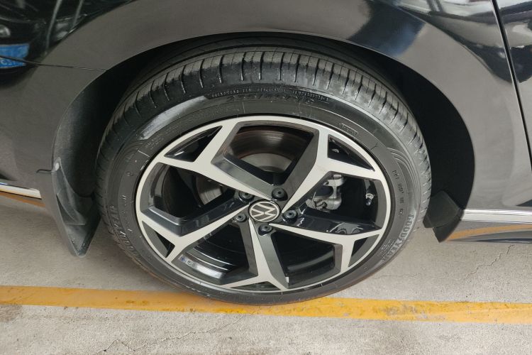 Volkswagen Magotan 2023 #4 Volkswagen Magotan 2023 car image #4