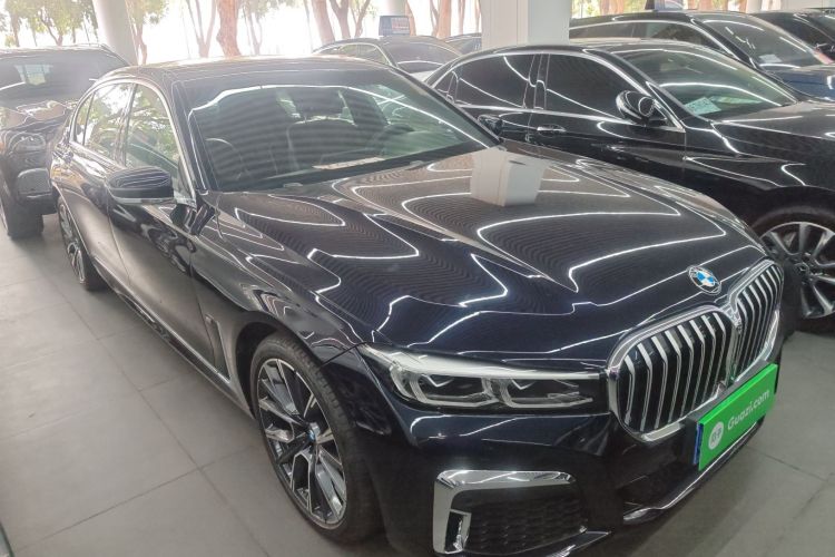 BMW 7 Series 2019 car image #4