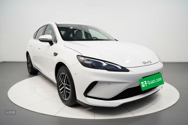 BYD Seal 05 DM-i 2025 #4 BYD Seal 05 DM-i 2025 car image #4