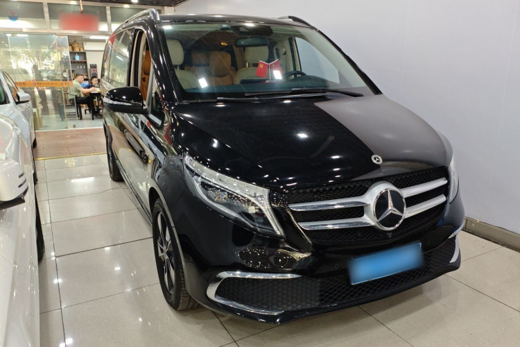 Mercedes-Benz V Class 2022 #4 Mercedes-Benz V Class 2022 car image #4