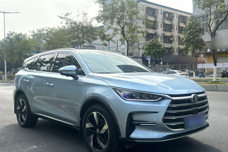BYD Tang New Energy 2023 #4 BYD Tang New Energy 2023 car image #4
