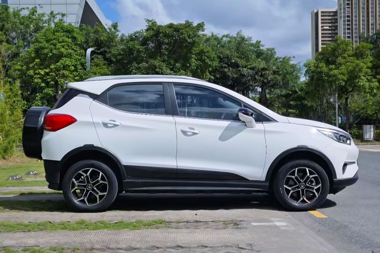 BYD Yuan Pro 2021 car image #4