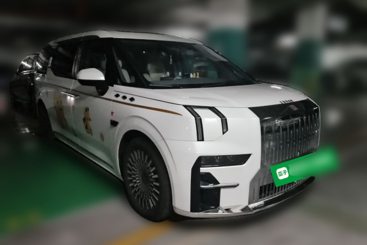 极氪 极氪009 2023 汽车图片 #4