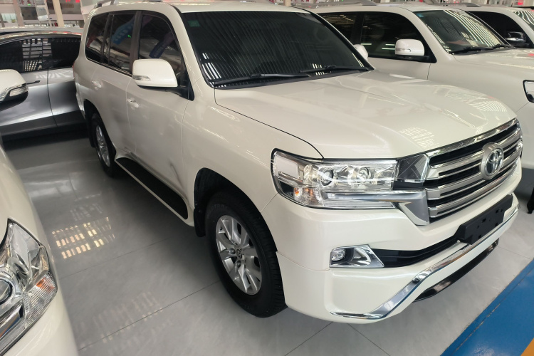 Toyota 2019 car image #4
