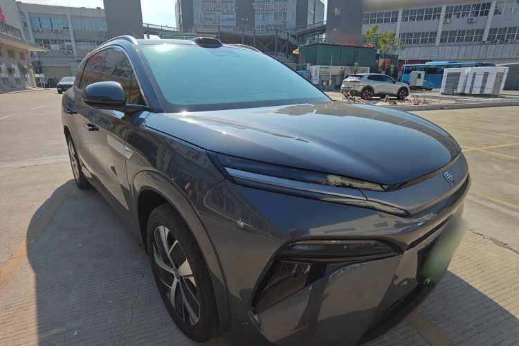 BYD Tang L 2025 car image #4