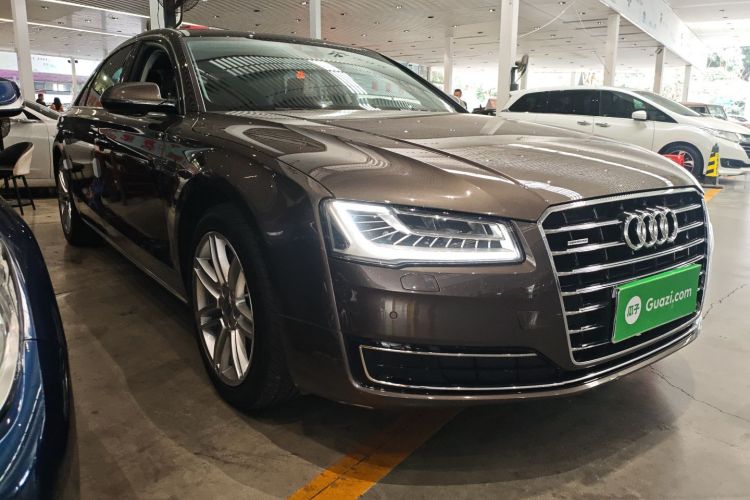Audi A8 2016 car image #4
