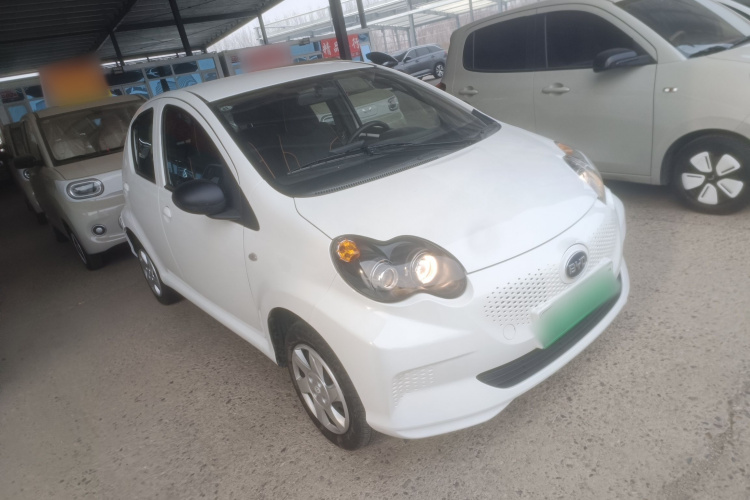 BYD e1 2021 car image #4