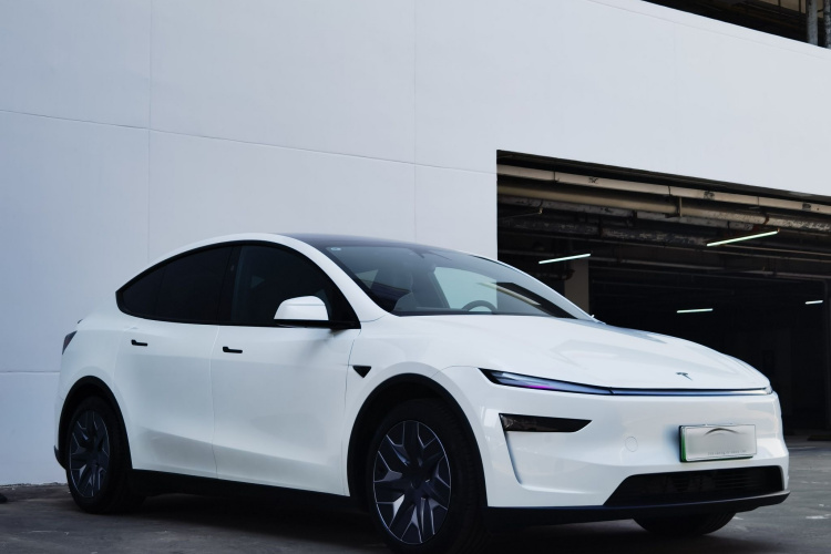 特斯拉 Model Y L 2025 汽车图片 #4