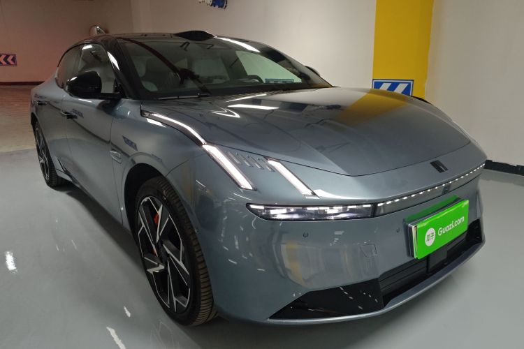 Lynk & Co 2024 car image #4