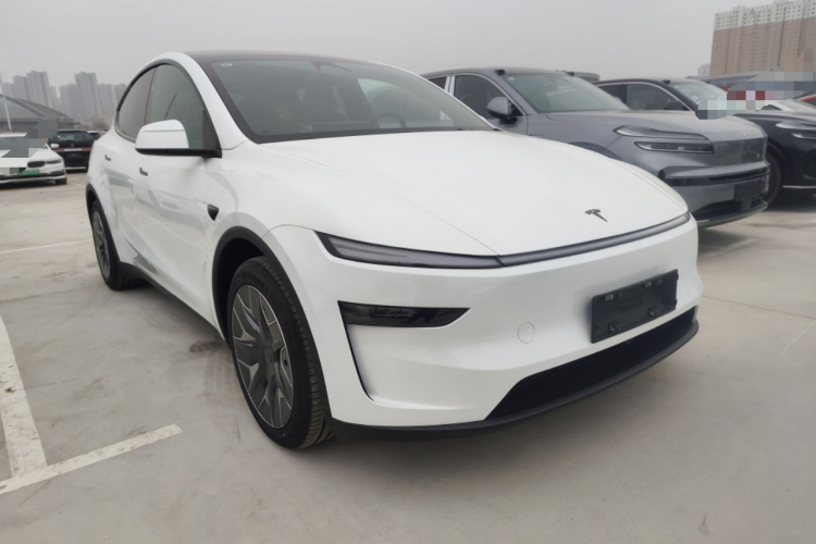特斯拉 Model Y L 2025 汽车图片 #4