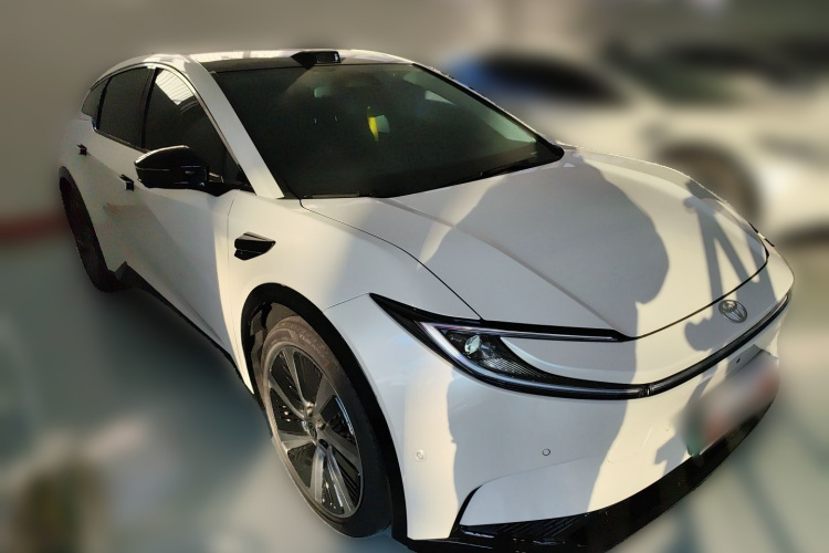 Toyota bZ5 2025 #4 Toyota bZ5 2025 car image #4