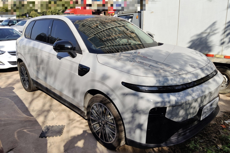 零跑汽车 零跑B10 2025 汽车图片 #4