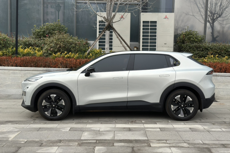 Deepal S05 2025 immagine di auto #4