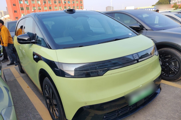 极氪 极氪MIX 2024 汽车图片 #4