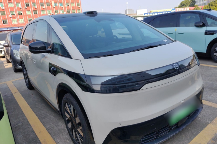 极氪 极氪MIX 2024 汽车图片 #4