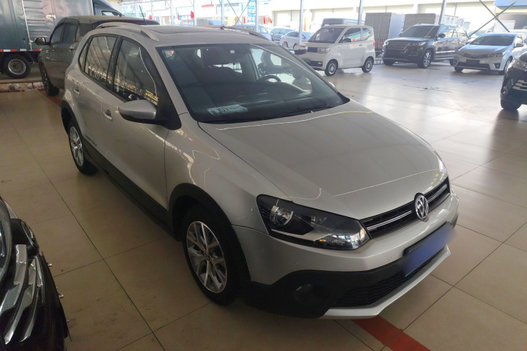 Volkswagen Polo 2014 #4 Volkswagen Polo 2014 car image #4