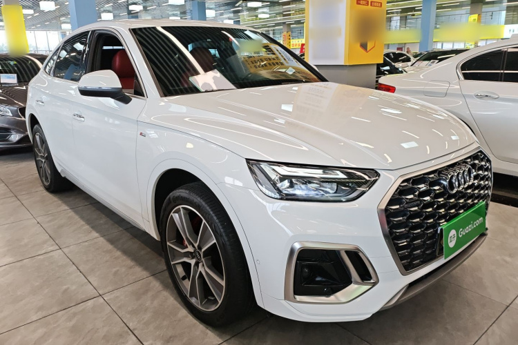 Audi Q5L Sportback 2021 car image #4