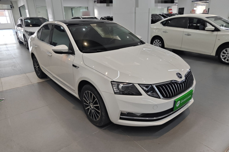Skoda Octavia 2018 #4 Skoda Octavia 2018 car image #4