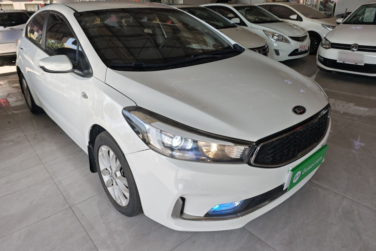Kia K3 2017 car image #4