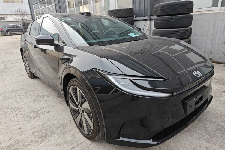 Toyota bZ5 2025 #4 Toyota bZ5 2025 car image #4