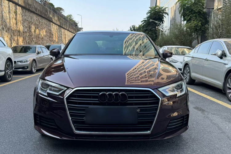 2018 immagine di auto #4