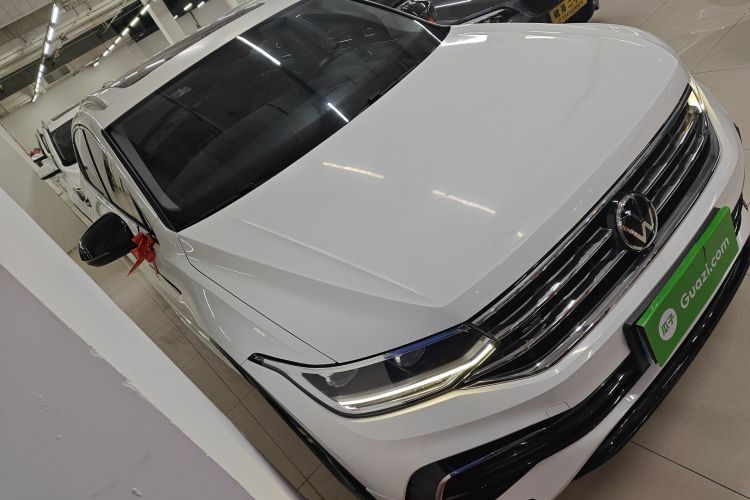 Volkswagen Tiguan X 2021 car image #4