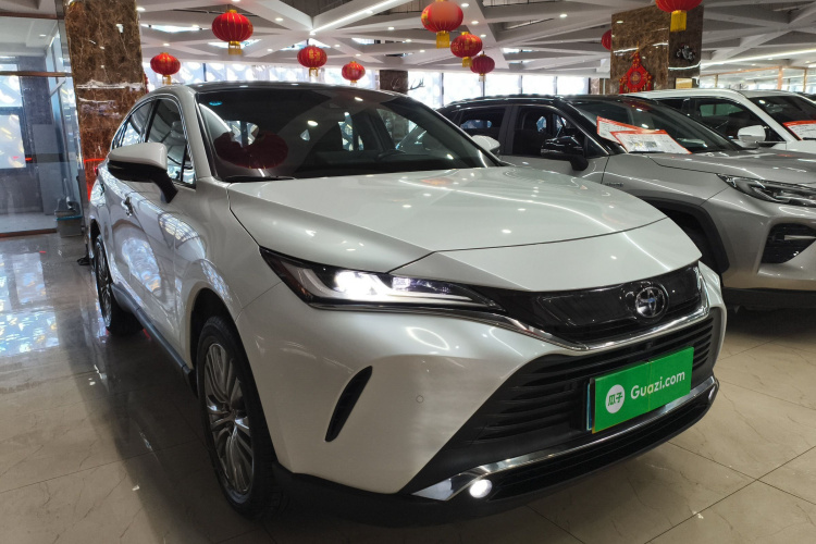 Toyota Harrier 2023 car image #4