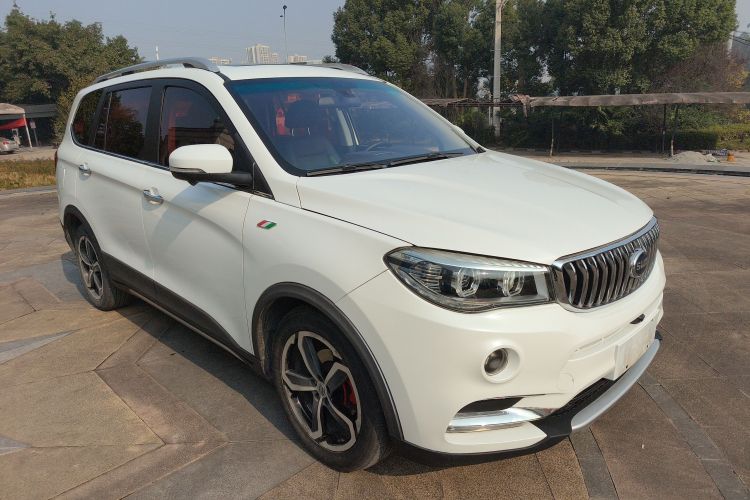 SWM X7 2018 imagen de coche #4