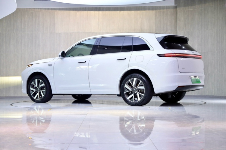 Li L7 2023 car image #4