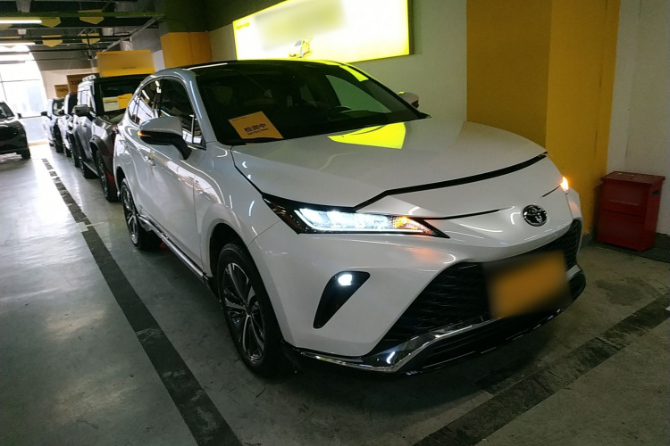 Toyota Venza 2024 صورة سيارة #4