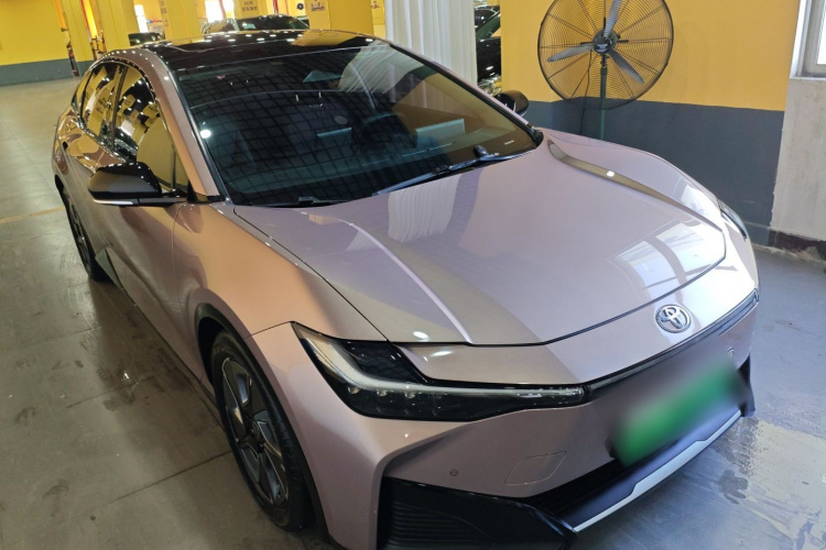 Toyota bZ3 2023 #4 Toyota bZ3 2023 imagen de coche #4