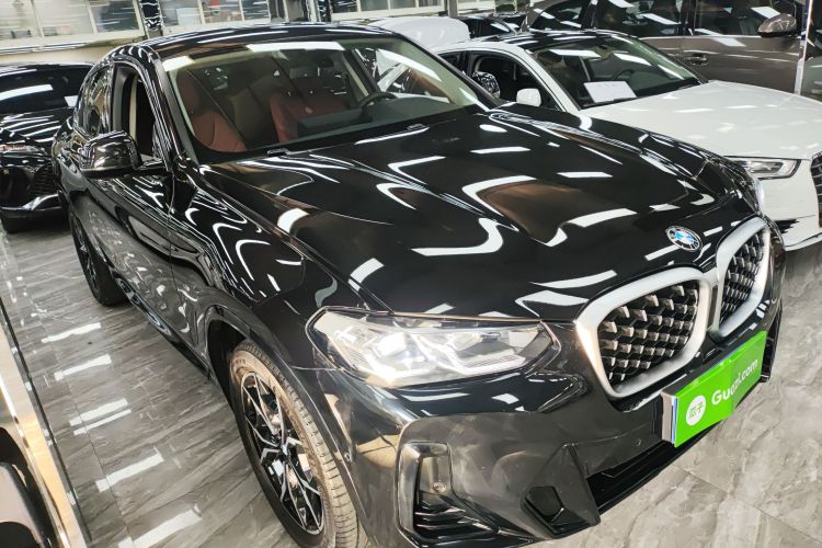 BMW X4 2023 car image #4