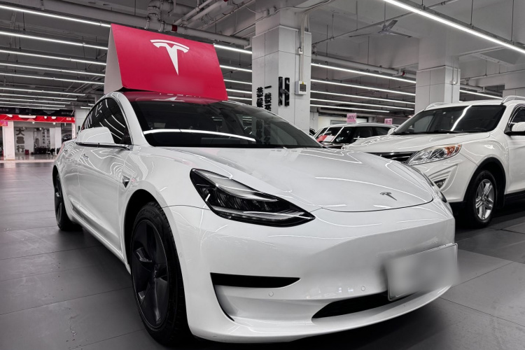 2020 immagine di auto #4