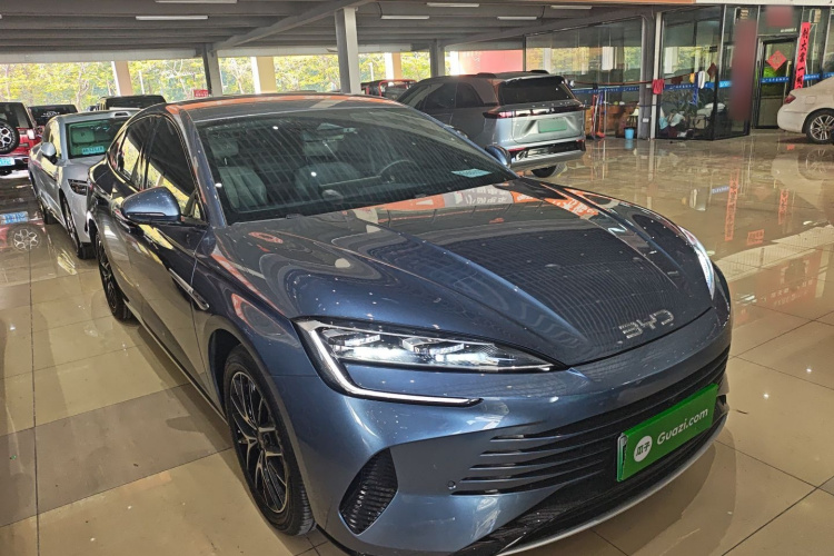 BYD Seal 07 DM-i 2025 car image #4