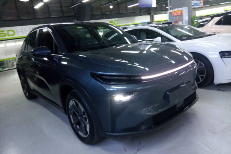 Livan 7 2025 imagen de coche #4