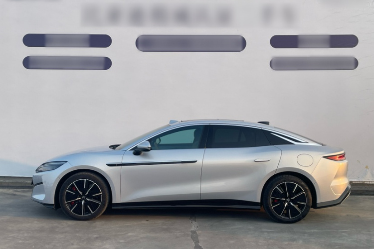 BYD HanL 2025 car image #4