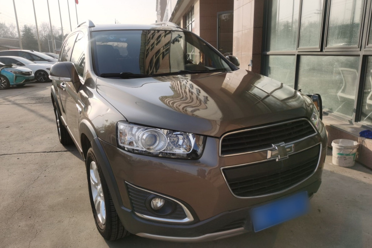 Chevrolet Captiva 2016 car image #4