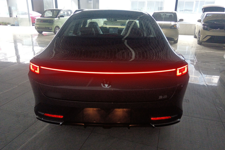 Changan EadoPHEV 2025 immagine di auto #4