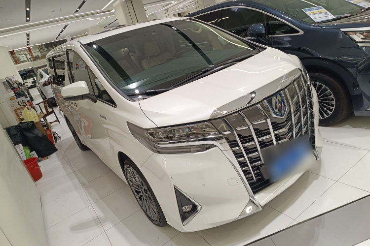 Toyota Alphard 2022 immagine di auto #4