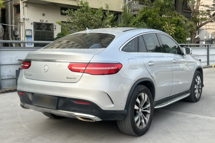 Mercedes-Benz GLE Coupe 2016 #4 Mercedes-Benz GLE Coupe 2016 car image #4