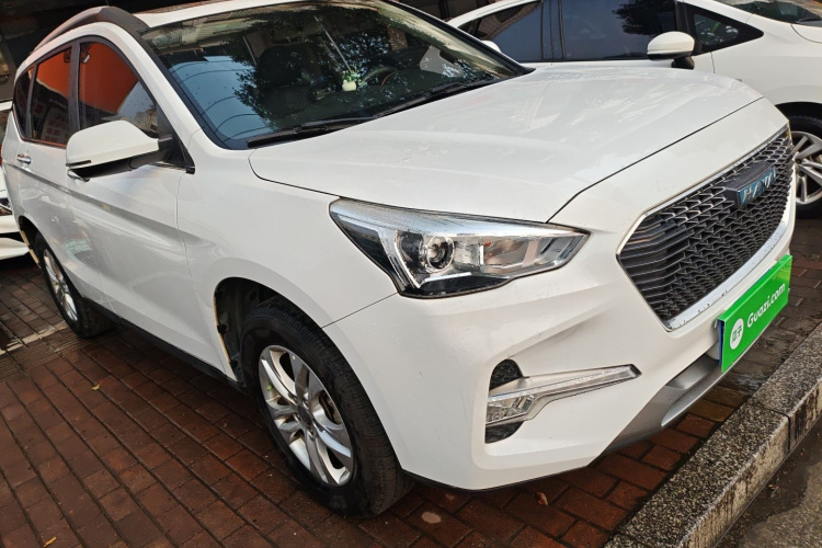 Haval M6 2017 car image #4