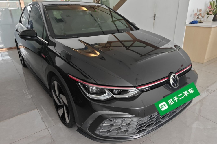Volkswagen GolfGTI 2021 car image #4