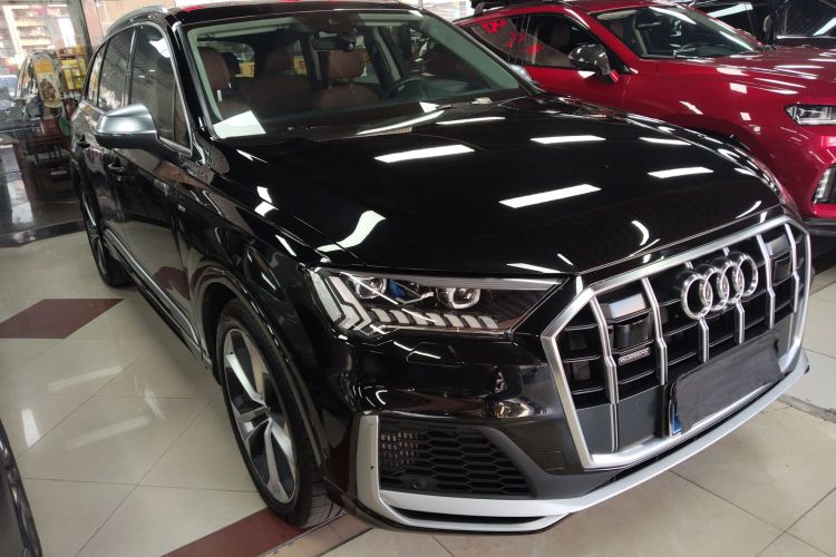 Audi Q7 2021 image de voiture #4