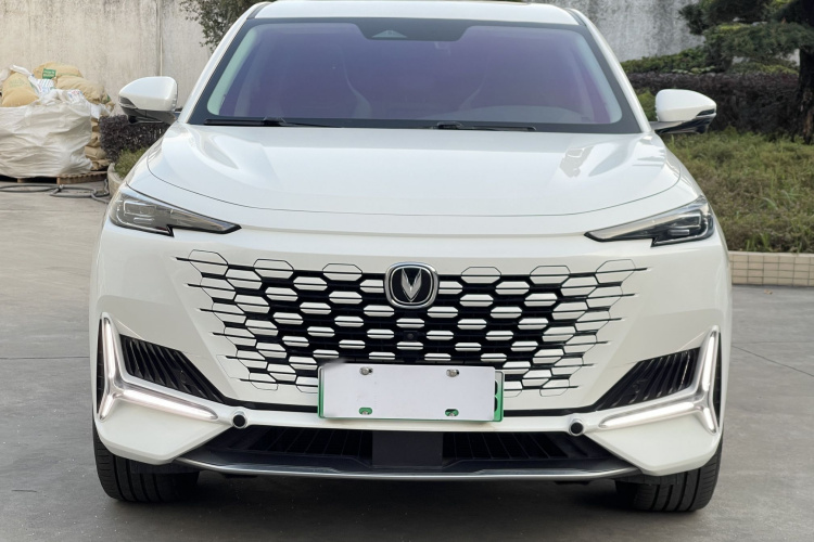 Changan UNI-K iDD 2022 car image #4