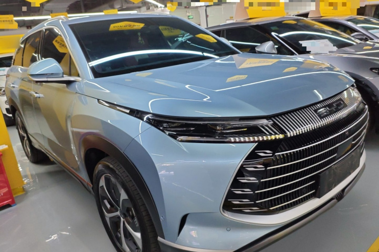 BYD Frigate 07 2023 #4 BYD Frigate 07 2023 car image #4