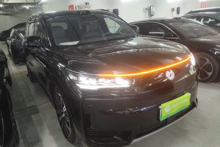 Denza N9 2025 صورة سيارة #4