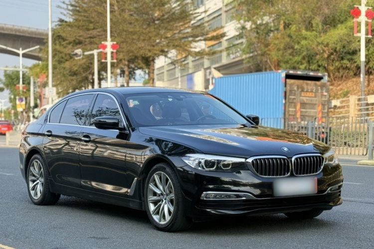 BMW 5 Series New Energy 2018 car image #4